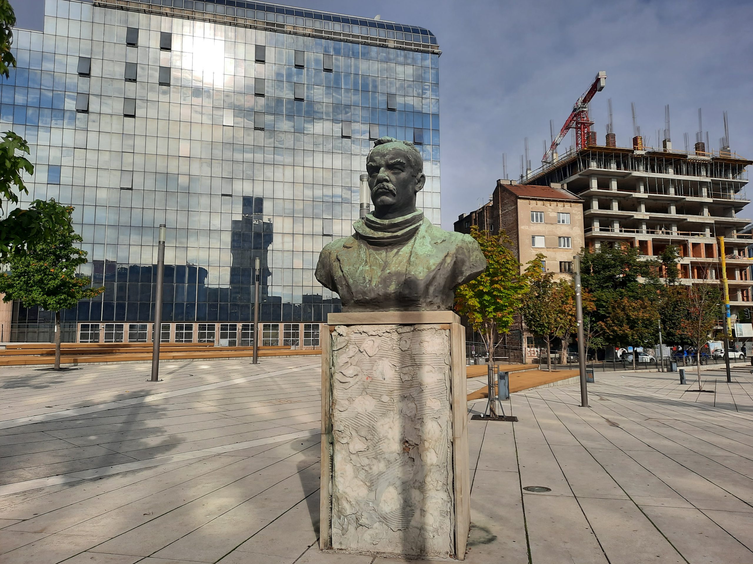 Šest puta ga sahranjivali, uvrstili ga u velikane, a sad mu se ni ime ne zna (FOTO) 3 Šest puta ga sahranjivali, uvrstili ga u velikane, a sad mu se ni ime ne zna (FOTO) 3