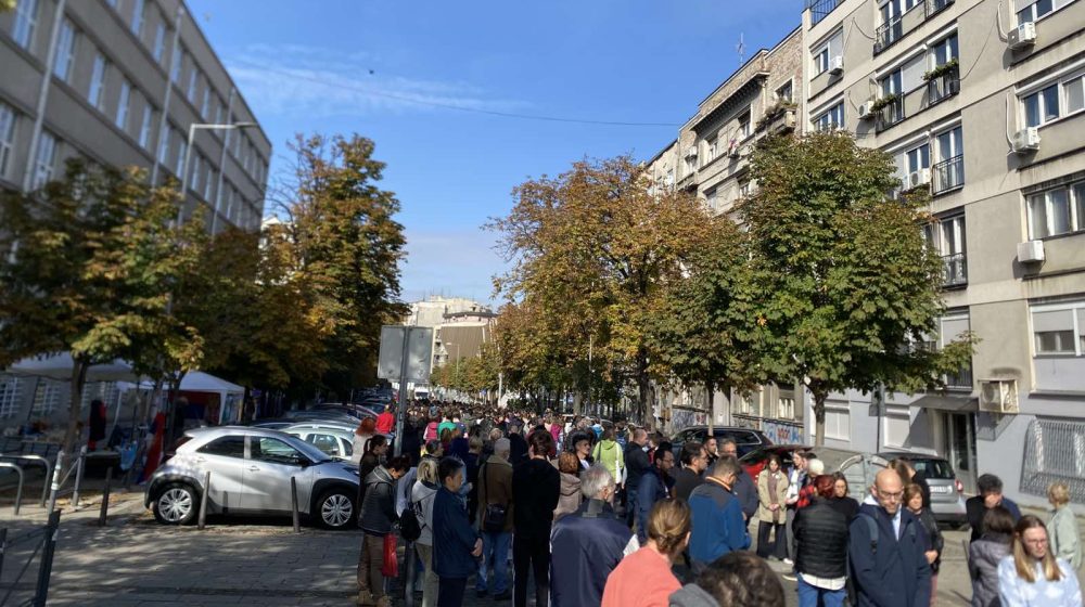 Pravni zastupnik roditelja đaka Pete gimnazije pisao ambasadama i međunarodnim organizacijama 1