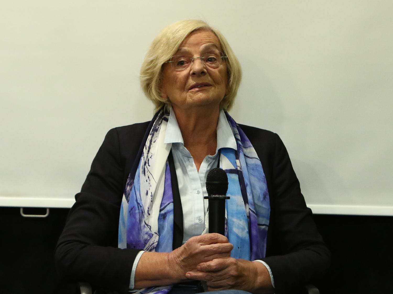 "Ne mogu korupcija i litijum": Stručnjaci na debati "Jadar pod lupom" 2 "Ne mogu korupcija i litijum": Stručnjaci na debati "Jadar pod lupom" 2