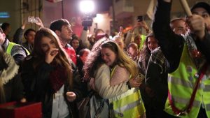 Doček studenata i građana koji su u Novi Sad krenuli iz Novog Pazara će u Beogradu biti organizovan u 20 časova kod Ada Mola, a ne kako je ranije najavljeno u 18 časova, objavio je Zbor Banovo Brdo na Instagramu.