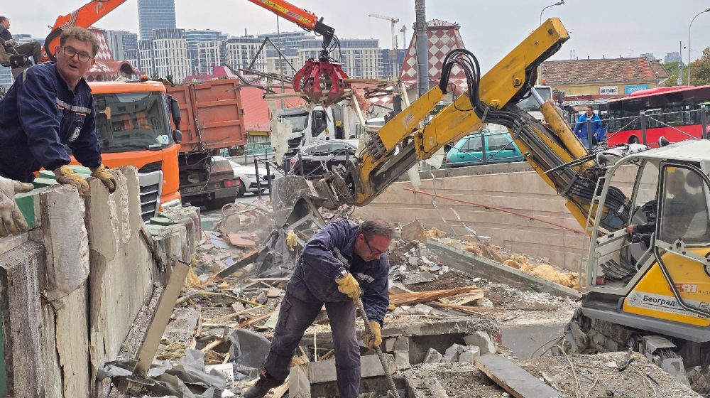 Sutra počinje prijavljivanje nelegalnih objekata, evo šta je potrebno uraditi 13