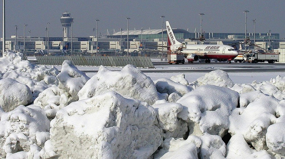 "Visok stepen pripravnosti u Nemačkoj": Misteriozni dronovi iznad aerodroma u Minhenu 1