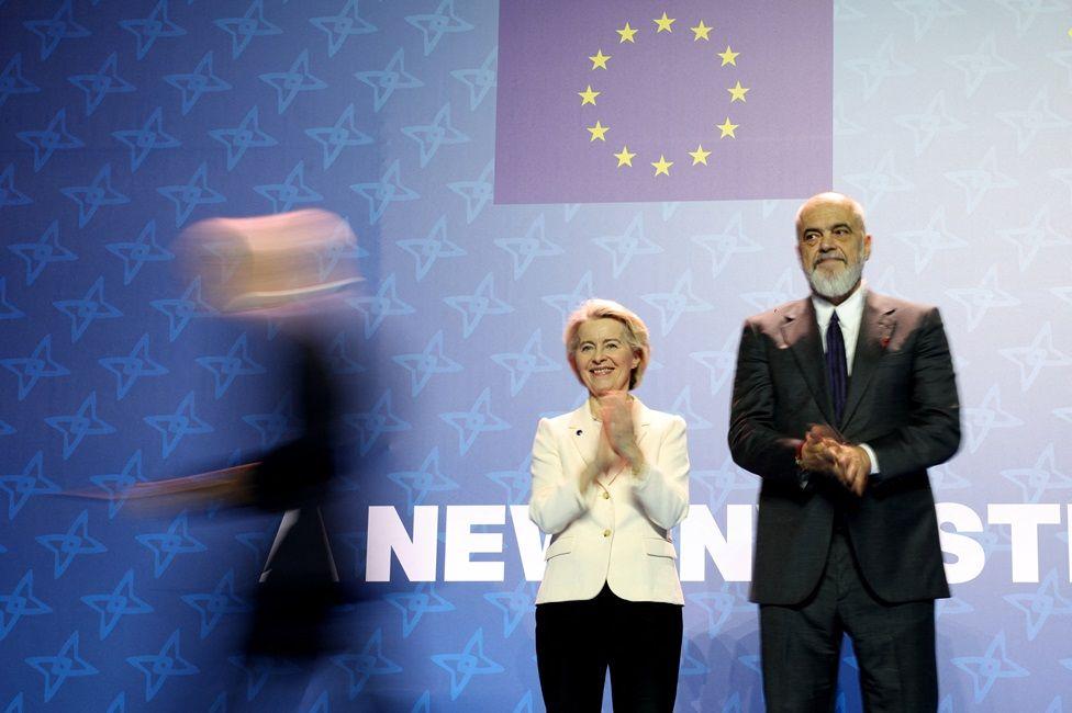 Kako je Srbija razumela poruke Ursule fon der Lajen 2 Fon der Lajen i Edi Rama tapšu