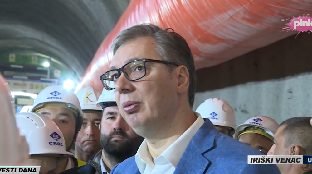 Vučić o navodnom prebijanju studentkinje: Niko je nije ni pipnuo, žao mi je zbog svih tih napada na policiju 1