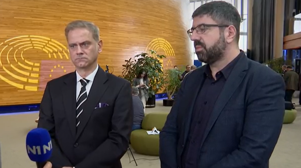 Reakcije opozicije iz Strazbura na dešavanja ispred Skupštine Srbije 1
