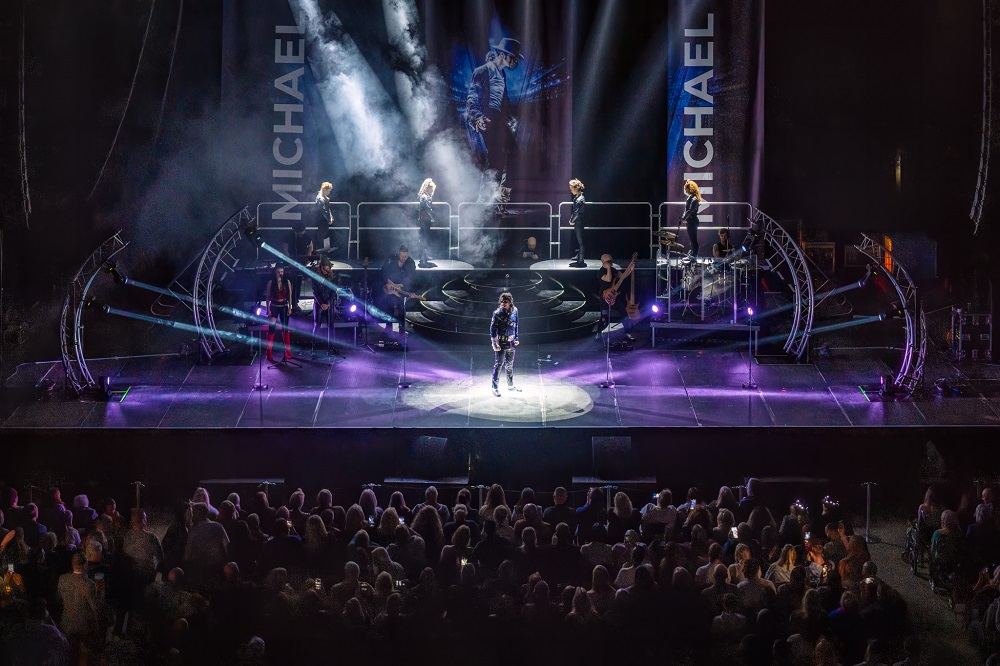 Zapalite podijum kao Majkl Džekson: Vodič za veče koje se pamti 2 Zapalite podijum kao Majkl Džekson: Vodič za veče koje se pamti 2