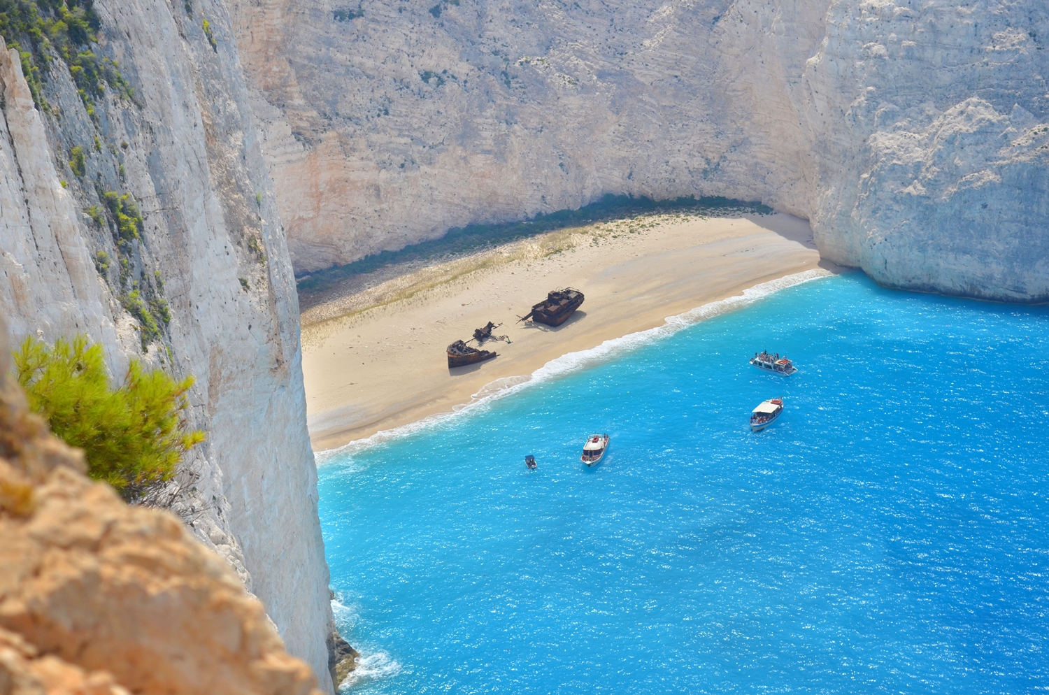 Zakintos: Grčko ostrvo kornjača i magičnih vidikovaca koje vredi posetiti u oktobru za autentičan doživljaj 1