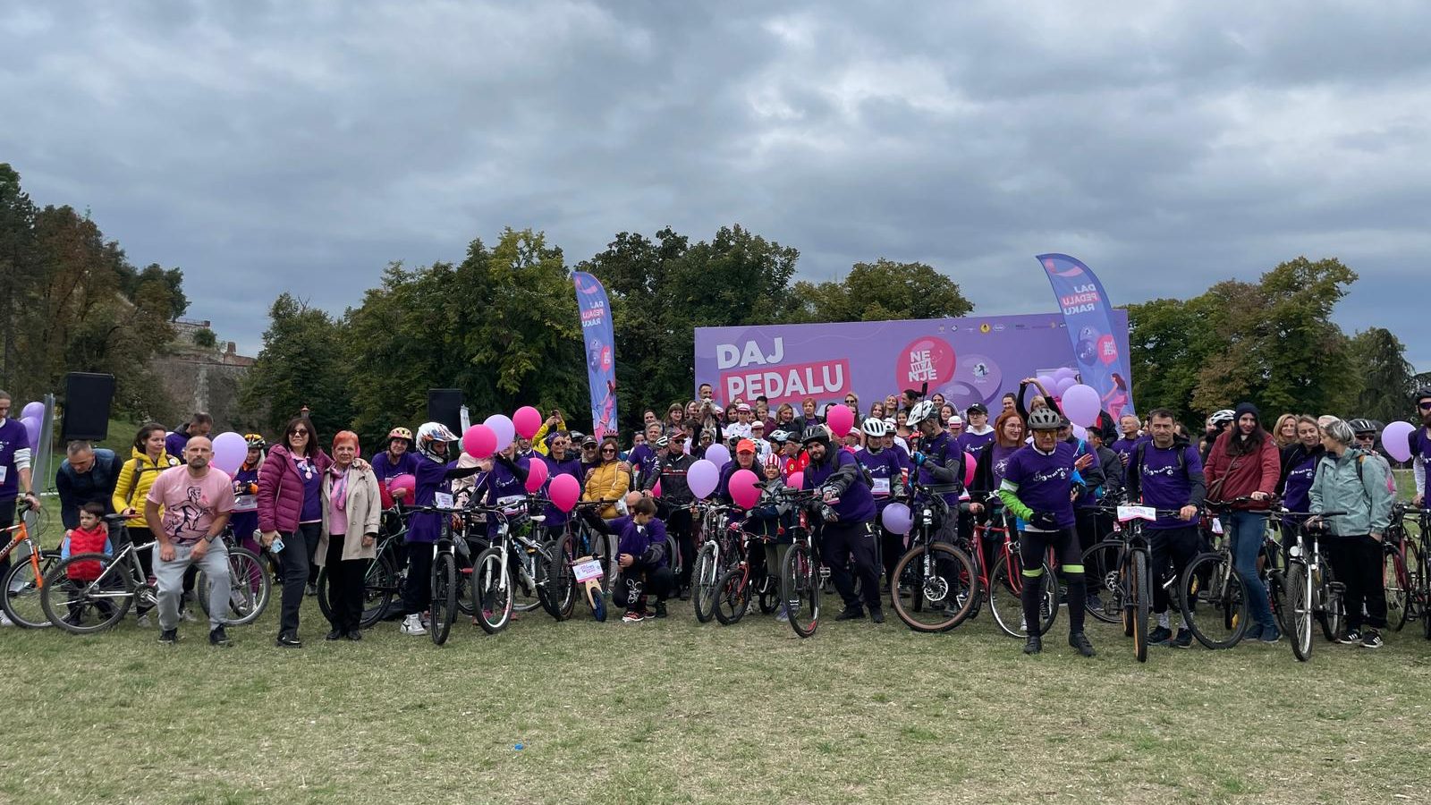 Kampanja "Daj pedalu raku": Biciklistička vožnja i briga o ženskom zdravlju 2 Kampanja "Daj pedalu raku": Biciklistička vožnja i briga o ženskom zdravlju 2