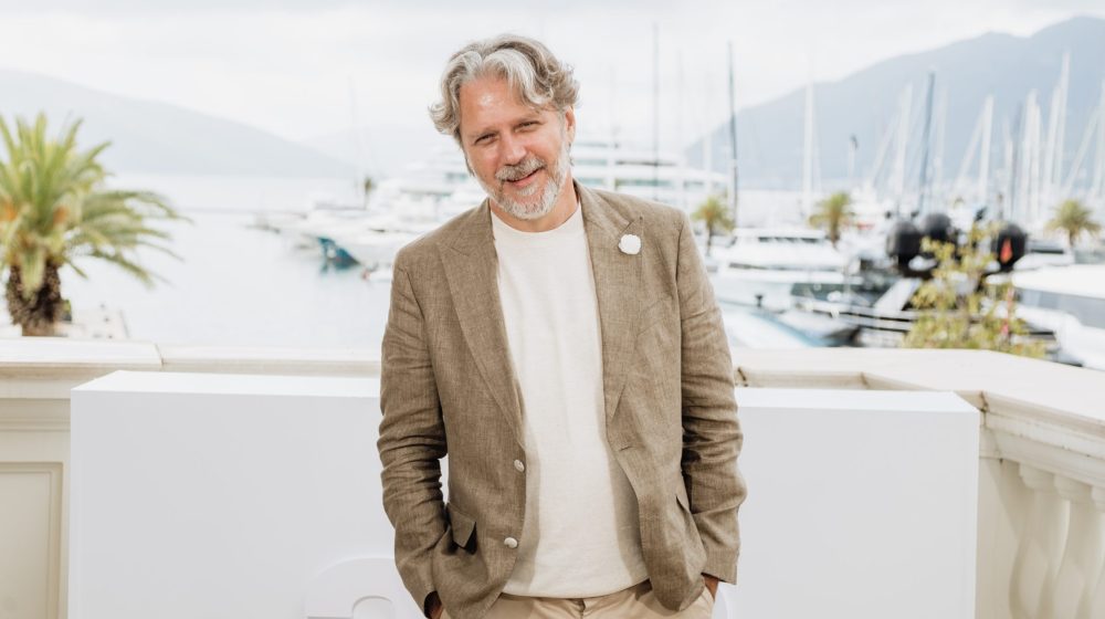 "Šta hoćete od nas? Da kažemo da, ma u pravu ste, ne treba da postojimo. E pa nećemo otići": Dragan Mićanović za "Danas" 1