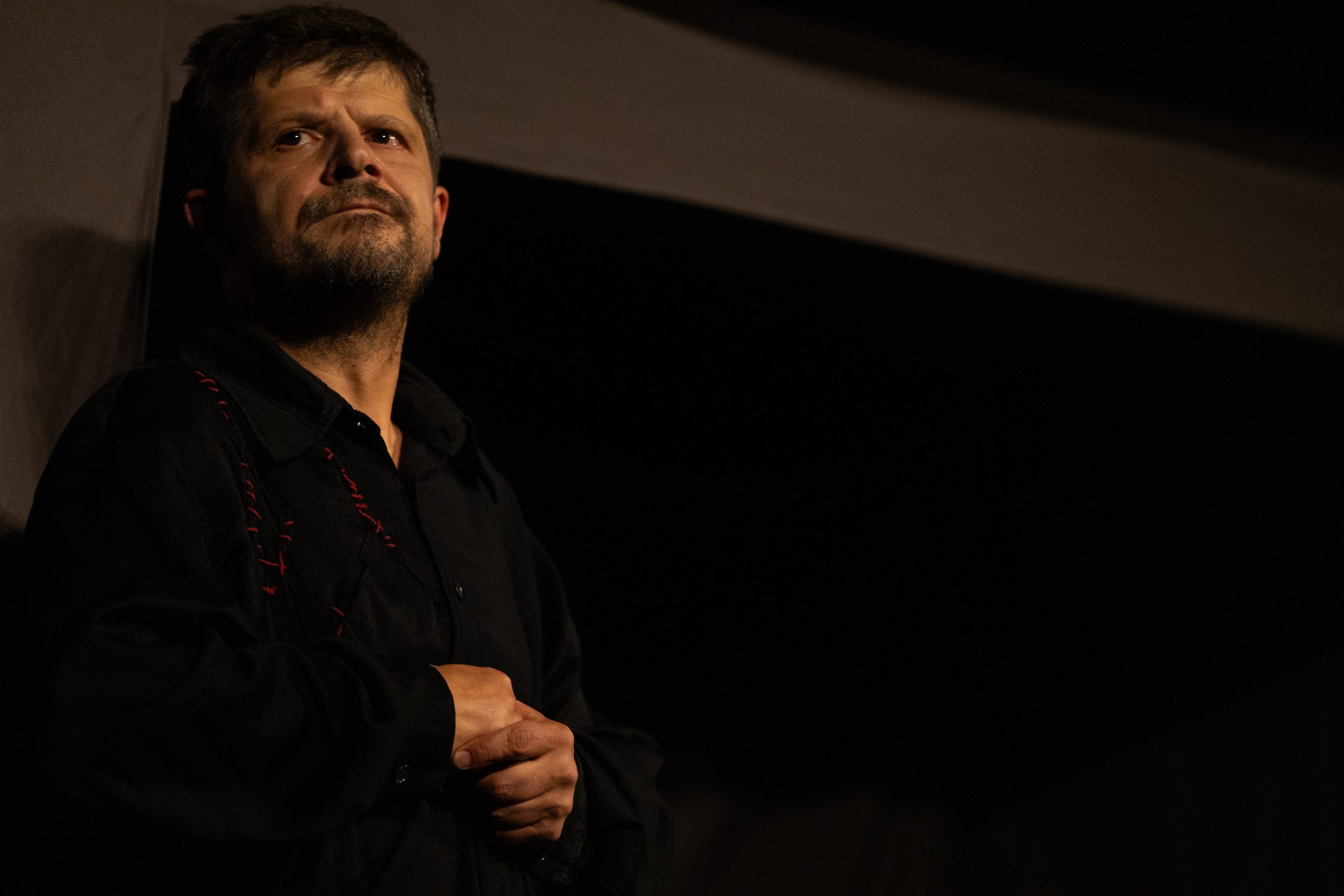 Drama i poezija u službi humanosti: Predstava „Bogojavljenje“ oduševila publiku u Fondaciji Mozzart 3 Drama i poezija u službi humanosti: Predstava „Bogojavljenje“ oduševila publiku u Fondaciji Mozzart 3