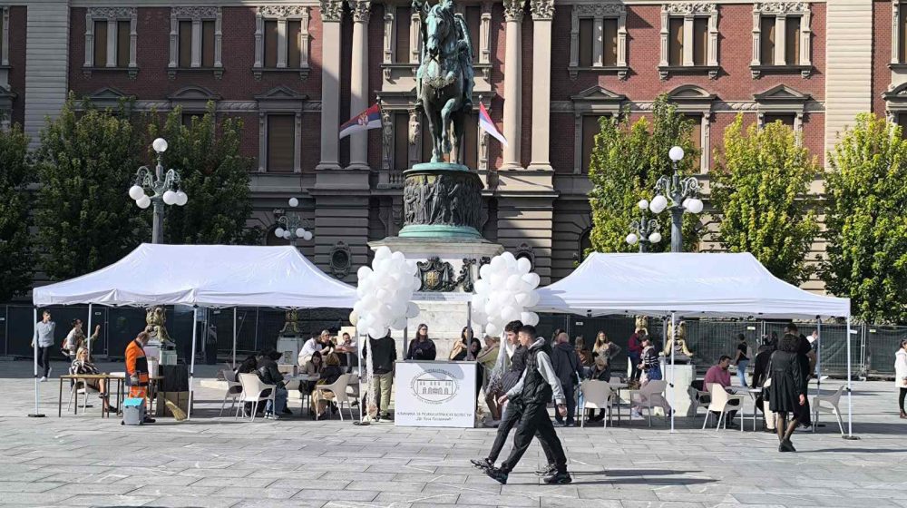 Reporter Danasa na skriningu mentalnog zdravlja na Trgu republike: Odgovor jedne gospođe savršeno opisuje stanje u kojem je Srbija 1