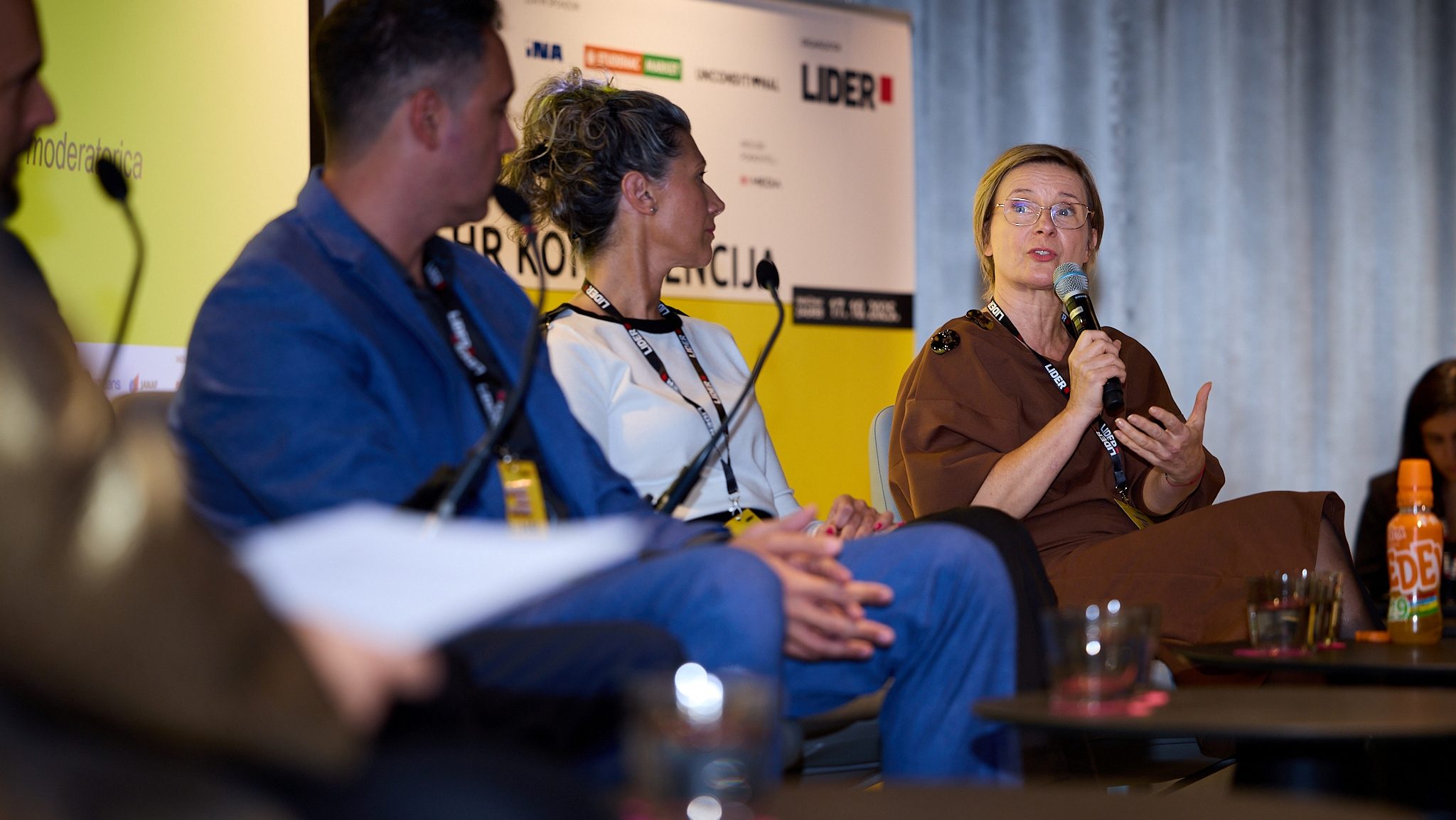 Atlantic Grupa ponovno pokazala izvrsnost u upravljanju ljudskim potencijalima i dobila sertifikat Above and Beyond 2 Atlantic Grupa ponovno pokazala izvrsnost u upravljanju ljudskim potencijalima i dobila sertifikat Above and Beyond 2