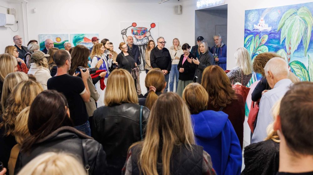 Otvorena izložba „Ide maca oko tebe…“umetnice Selene Vicković u galeriji Novembar (FOTO) 1