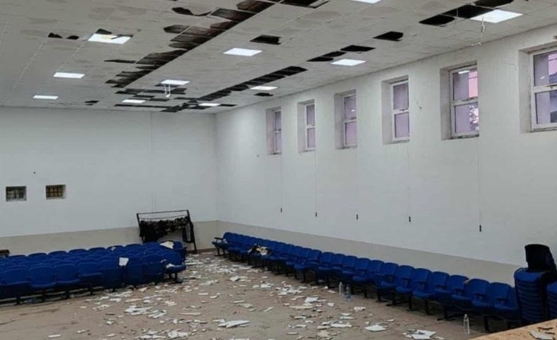 SSP Knić: Pao plafon u Domu kulture Toponica koji je renoviran pre tri godine 1