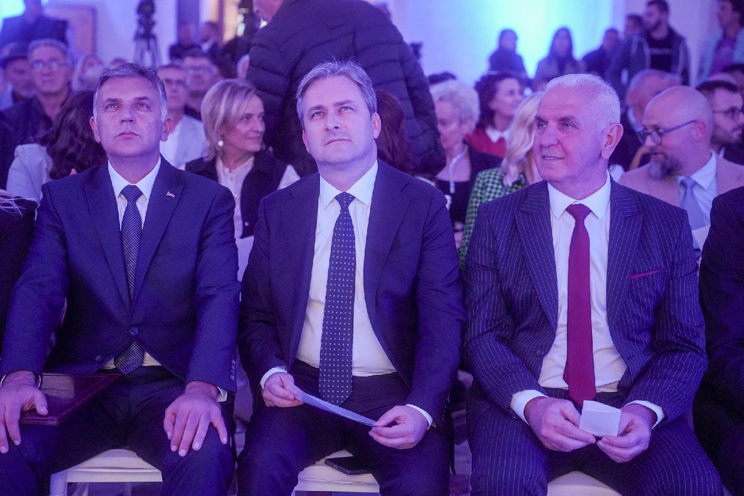 Selaković otvorio 106. "Šantićeve večeri poezije" u Mostaru (FOTO) 2