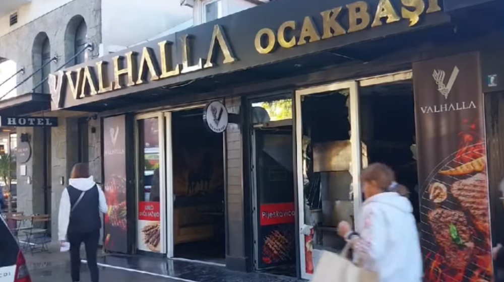 (FOTO/VIDEO) Razbijen lokal turskog državljanina u Podgorici 1