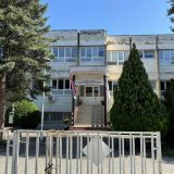 I u više škola u Kragujevcu stigla dojava o postavljenim bombama 6