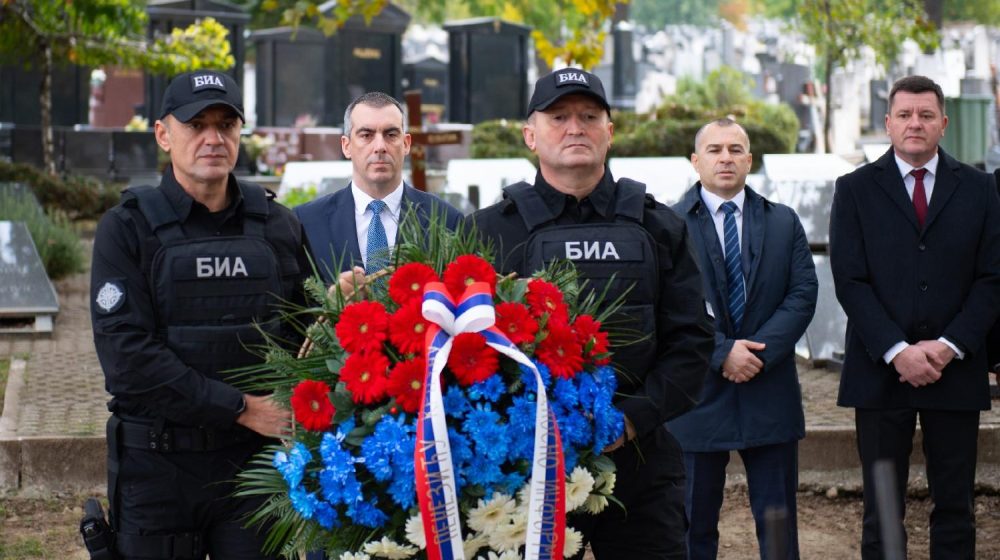 Orlić povodom Dana BIA položio vence na spomenike Rankoviću i Krcunu 1