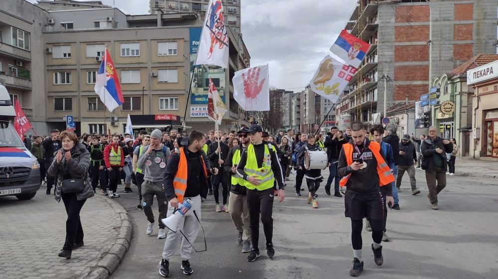 Na PMF-u prikupljanje donacija za kragujevačke studente koji pešače do Novog Sada 1