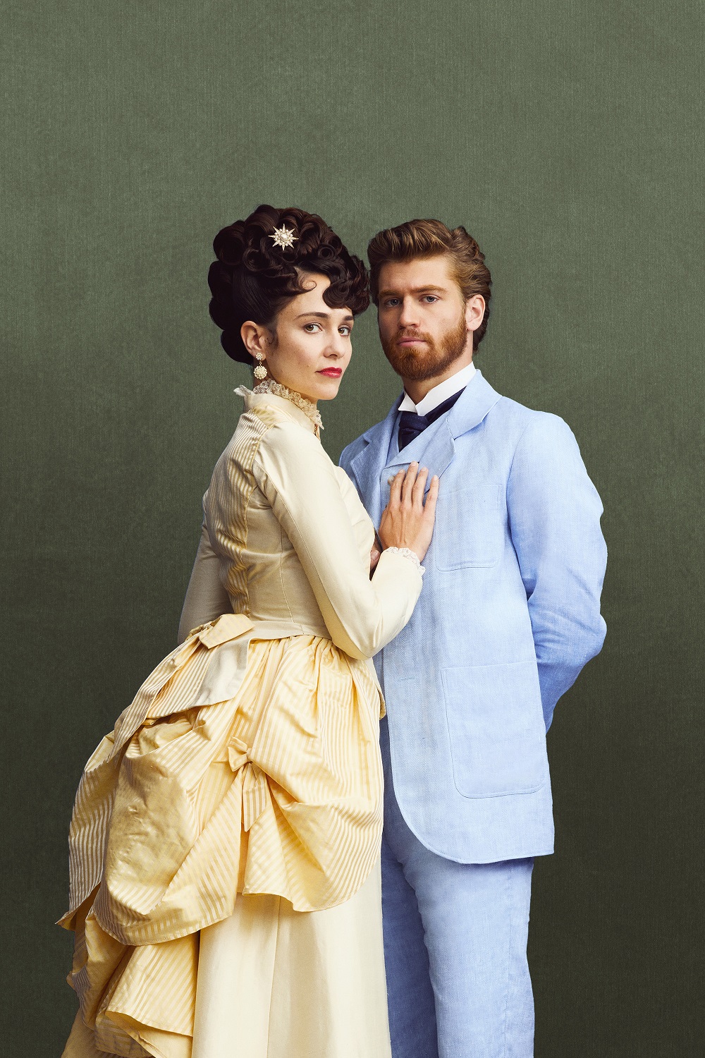 „Forsajtovi" – između dužnosti i ljubavi: Saga o porodici, tradiciji i ženskoj snazi 3 „Forsajtovi" – između dužnosti i ljubavi: Saga o porodici, tradiciji i ženskoj snazi 2