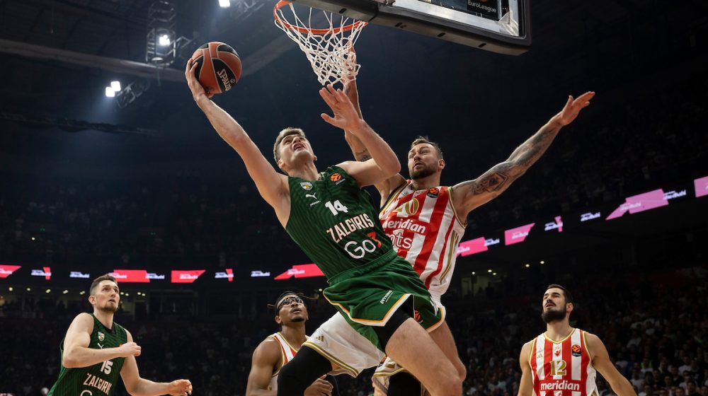 Zvezda srušila tradiciju i lidera Evrolige na novom debiju Saše Obradovića 1