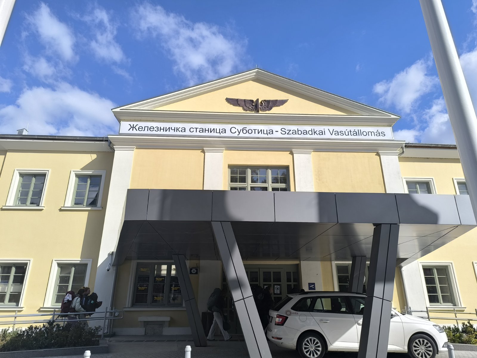 Reporteri Danasa na prvoj vožnji Sokolom do Subotice: "Bliski susret" sa direktorom "Srbija voza" i neprijatno iznenađenje na odredištu 9 Reporteri Danasa na prvoj vožnji Sokolom do Subotice: "Bliski susret" sa direktorom "Srbija voza" i neprijatno iznenađenje na odredištu 8