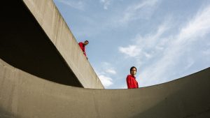 Pančevački indie rock dvojac Buč Kesidi objavio je novi singl “Posle plakanja” sa njihovog hvaljenog albuma “Moderne veze”.