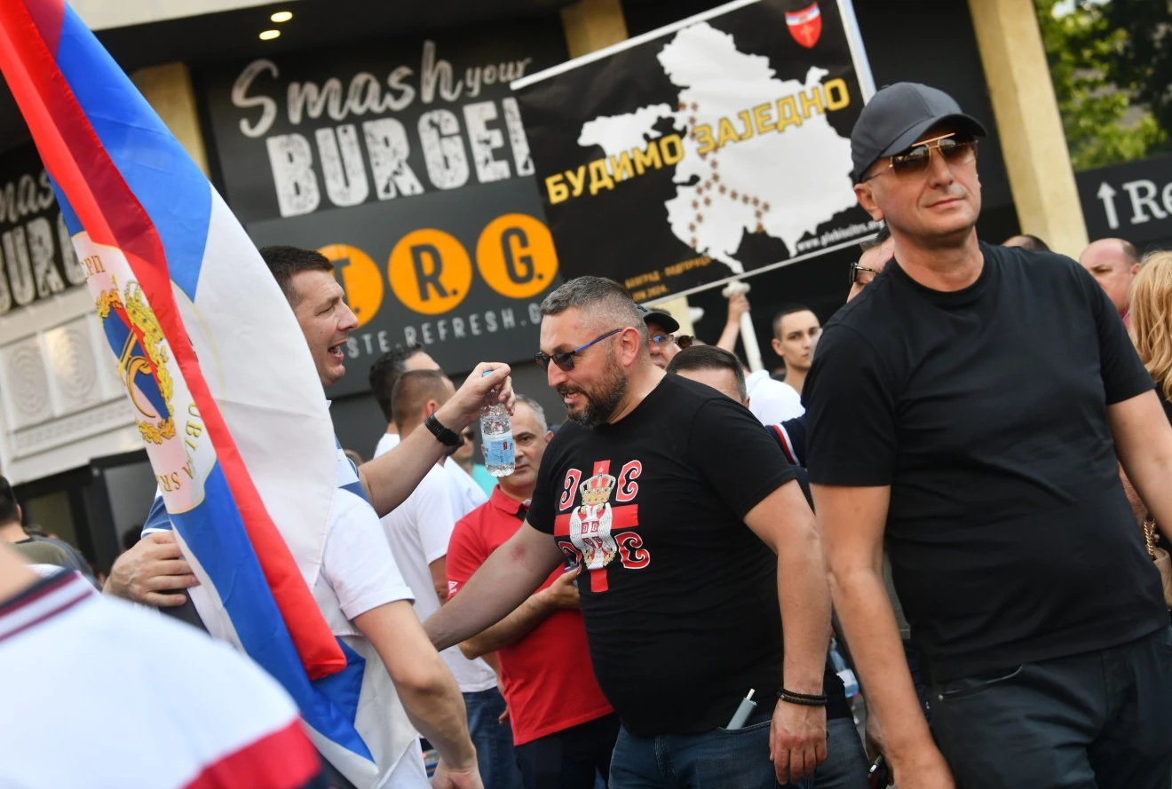 Najpoznatiji mlađi brat ponovo u fokusu: Andrej Vučić simbol neformalnog upravljanja Srbijom 7 Najpoznatiji mlađi brat ponovo u fokusu: Andrej Vučić simbol neformalnog upravljanja Srbijom 5