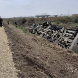 Troje poginulih u saobraćajnoj nesreći u Sremu, desetine povređenih, osmoro na intenzivnoj nezi 5