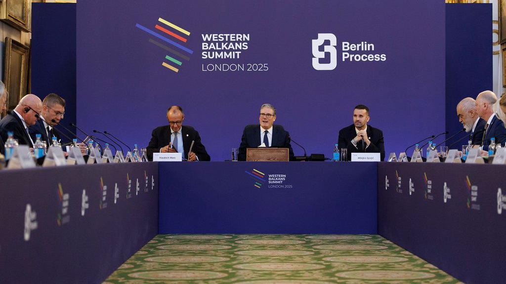 Samit Berlinskog procesa u Londonu: Kad migracije zasene evropske integracije Balkana 3 Fridrih Merc, nemački kancelar, Kir Starmer, britanski premijer i Milojko Spajić, predsednik crnogorske vlade