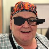 Očni implant pomaže slepima da ponovo čitaju 5