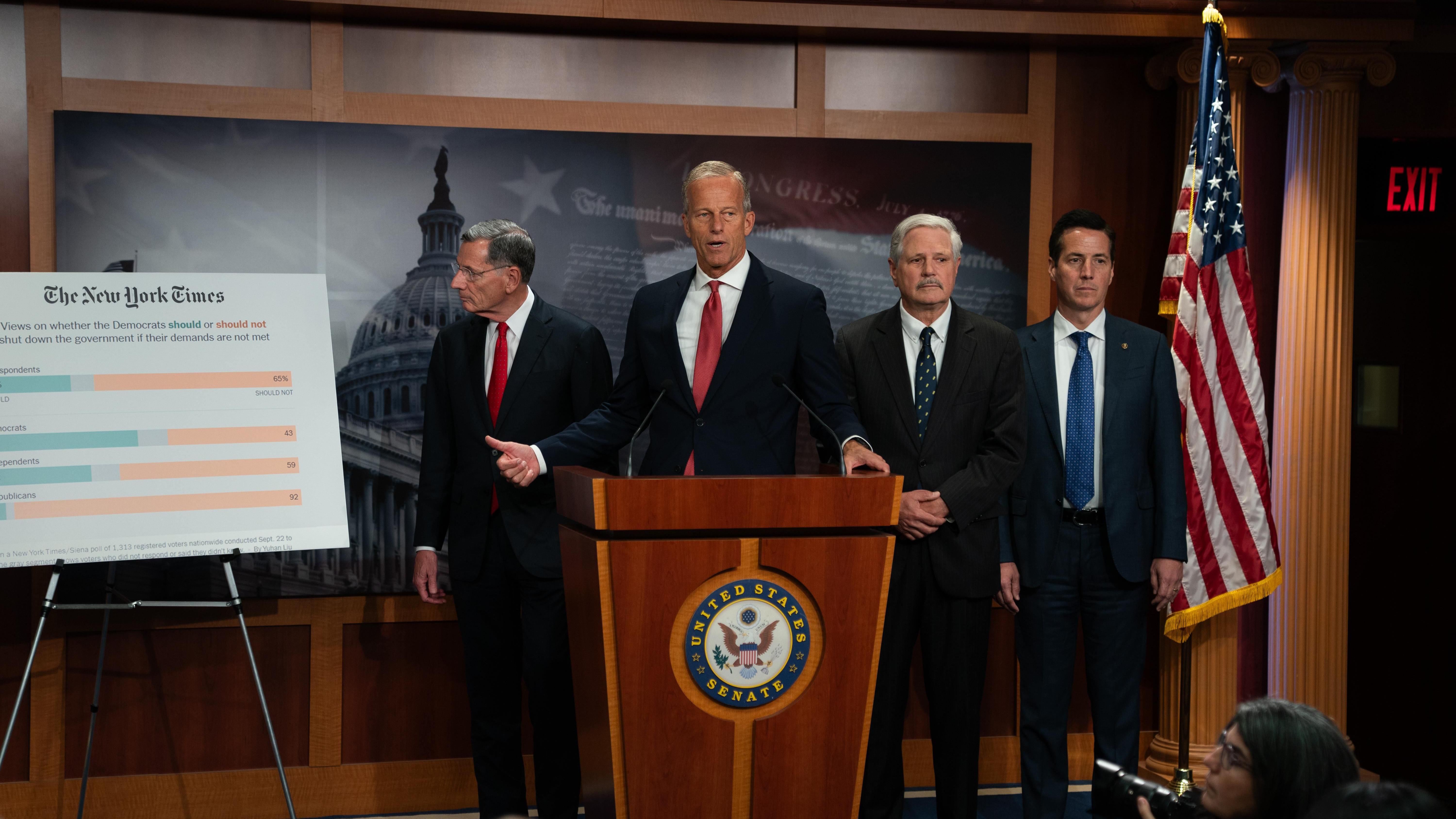 Obustavljen rad američke vlade - bez dogovora republikanaca i demokrata o budžetu 2 Džon Tun na konferenciji za medije posle neuspešnog glasanja u Senatu
