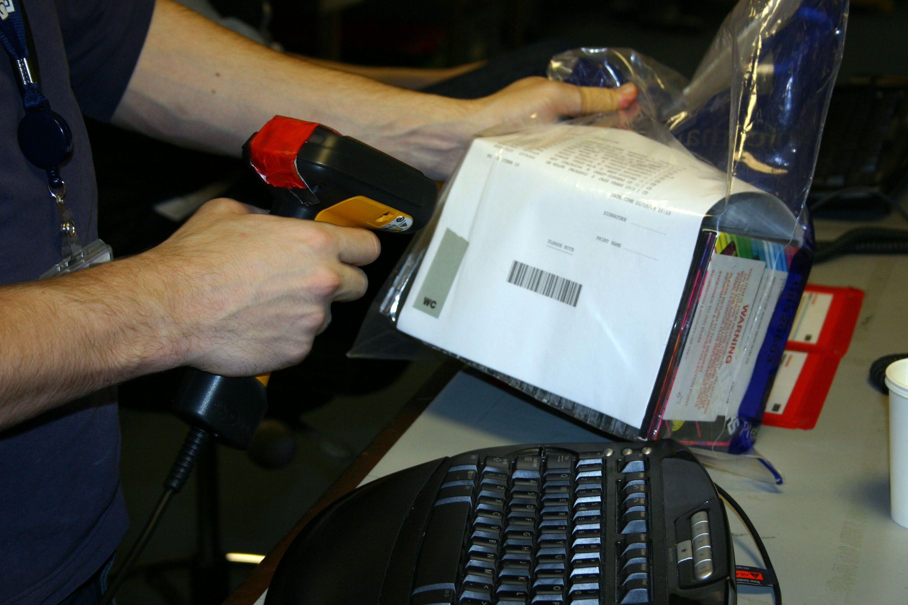 Skeniranje barkoda pošiljke