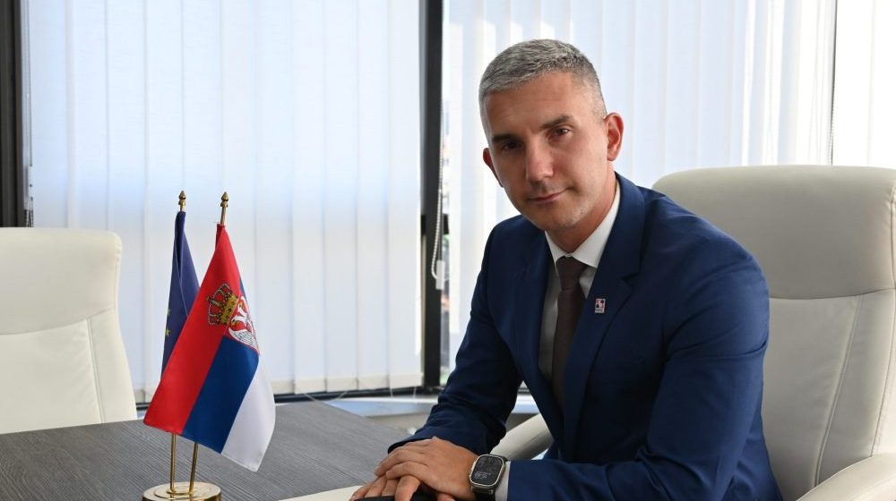 Zetu Dragane Sotirovski, koji je kupio "socijalni" stan, nije povređen ugled: Osnovni sud u Nišu odbio tužbu protiv poslanika Đorđa Stankovića 1