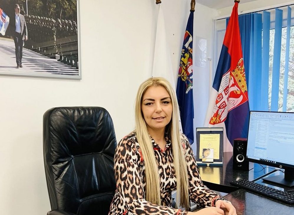 Tamara Miletić Niški vodovod traži drugo poskupljenje za šest meseci, a troši 10 miliona evra na plate 700 zaposlenih: Šta kažu u "najpartijskijem" preduzeću? 6