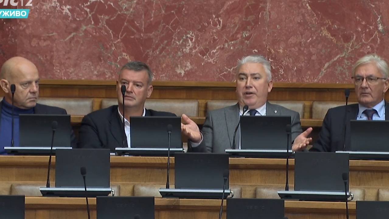 Završen drugi dan zasedanja Skupštine: Sutra nastavak i pitanja Vladi (VIDEO/FOTO) 8