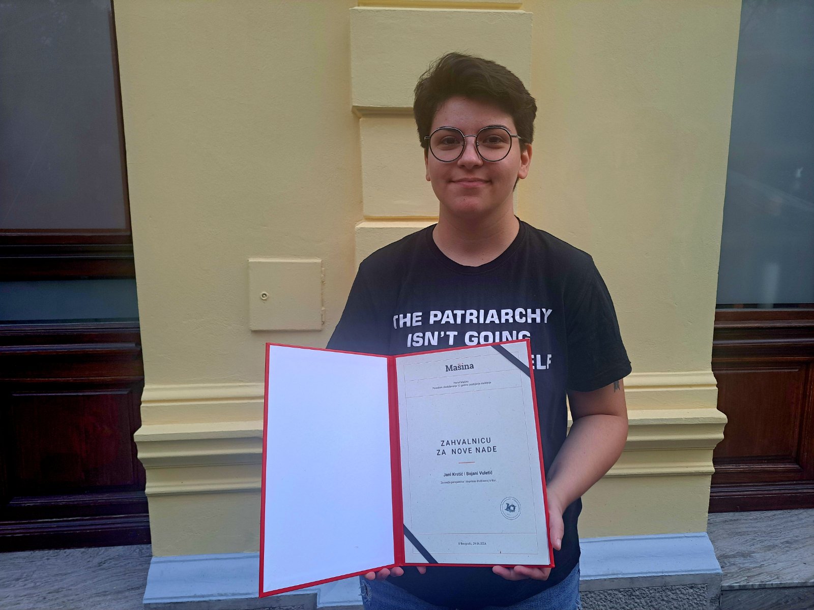 Jana Krstić: Mijastenija gravis me je naučila da kritički posmatram svet 2 Jana Krstić: Mijastenija gravis me je naučila da kritički posmatram svet 2