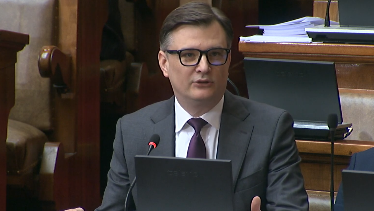 Završena sednica Skupštine Srbije: Poslanici nastavljaju sa raspravom sutra ujutru 5 Završena sednica Skupštine Srbije: Poslanici nastavljaju sa raspravom sutra ujutru 5