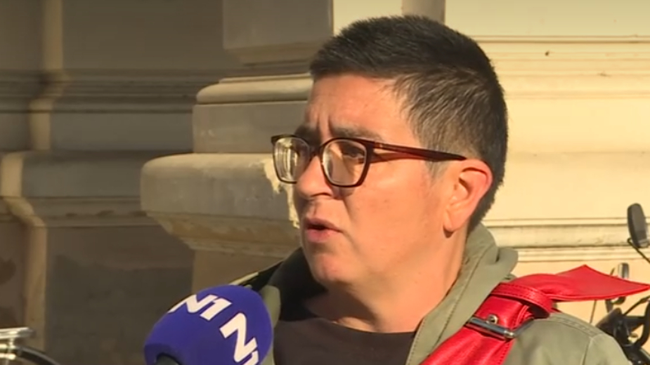 Majka bolesnog dečaka započela štrajk glađu: "Opština Bečej ćuti više od godinu dana, sin ne može da prati nastavu" 1