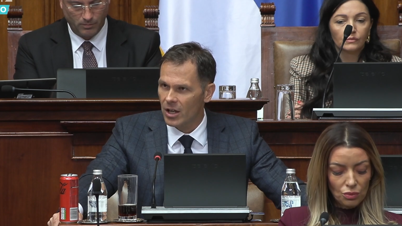 Završen drugi dan zasedanja Skupštine: Sutra nastavak i pitanja Vladi (VIDEO/FOTO) 9