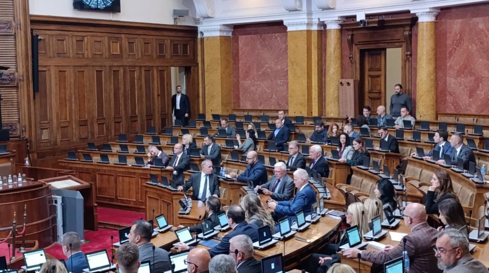 Poslanik Sloge pitao o predlogu Zakona roditelj-negovatelj, ministarka rekla da predlog nije dobar 1