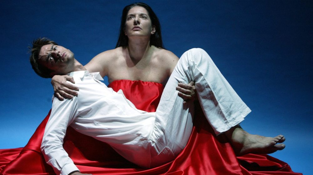 Novi performans Marine Abramović: Počinje sahranom Tita, kulminira erotskim plesom Albanca i Srbina 1