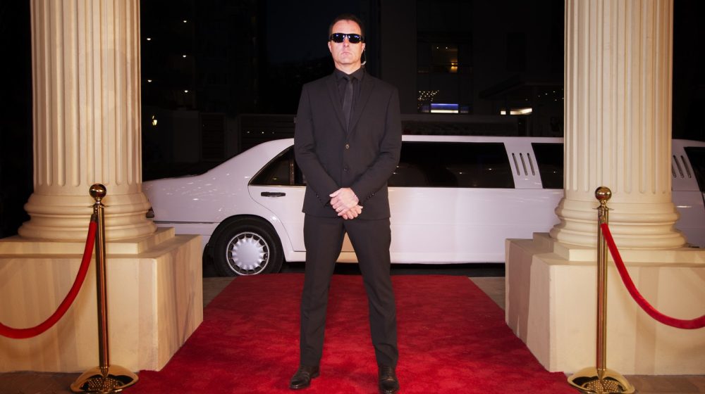 Uprava Narodnog pozorišta u Beogradu traži novo obezbeđenje? 1