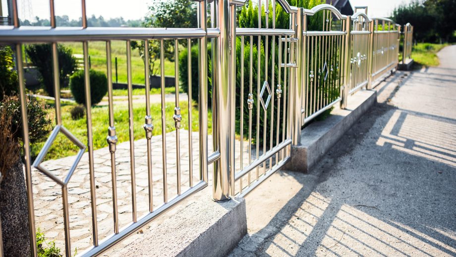 Lepe i korisne – ograde za privatne i komercijalne objekte 2