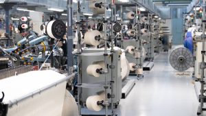 Direktor Nacionalne službe za zapošljavanje (NSZ) Milan Bosnić danas je, povodom likvidacije kompanije "Kentaur" iz Vranja i otpuštanja 253 radnika, izjavio da na evidenciji NSZ postoji potreba za radnicima njihovih kvalifikacija i otvorene pozicije za zapošljavanje u delatnostima proizvodnje opreme i nameštaja.