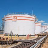 Velika Britanija uvela sankcije prema dve najveće ruske naftne kompanije 1