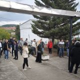 Na mesto direktora škole doveli čoveka sa dosijeom: Zaposleni stupili u štrajk upozorenja 1