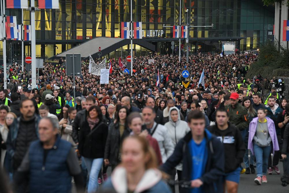 Komemorativna šetnja u Beogradu u slikama (FOTO) 5 Komemorativna šetnja u Beogradu u slikama (FOTO) 5