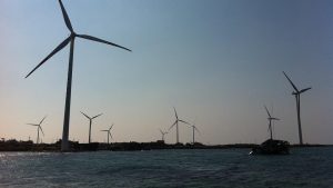 Nova studija pokazuje ogroman potencijal gradnje solara i vetroelektrana na svetskim morima 1