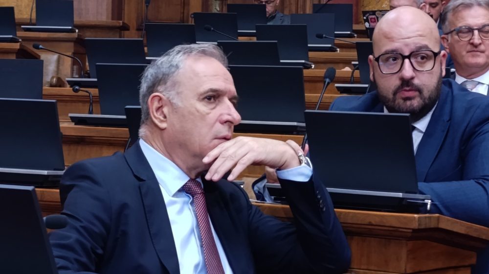 Ponoš pita čime Dijana Hrka ugrožava vojsku pa je VBA obrađuje 11